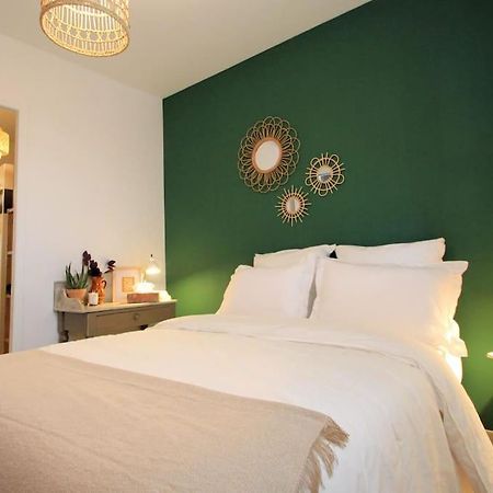 Cosy Appartement Entre Vignes Et Garrigue Avec Piscine Péret Eksteriør billede
