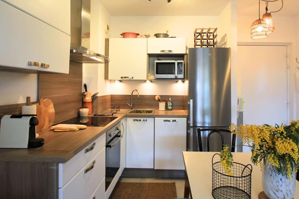 Cosy Appartement Entre Vignes Et Garrigue Avec Piscine Péret Eksteriør billede